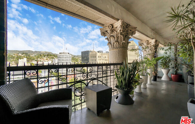 1 bed, 1 bath, 1,560 sqft, $7,500, Unit 1007