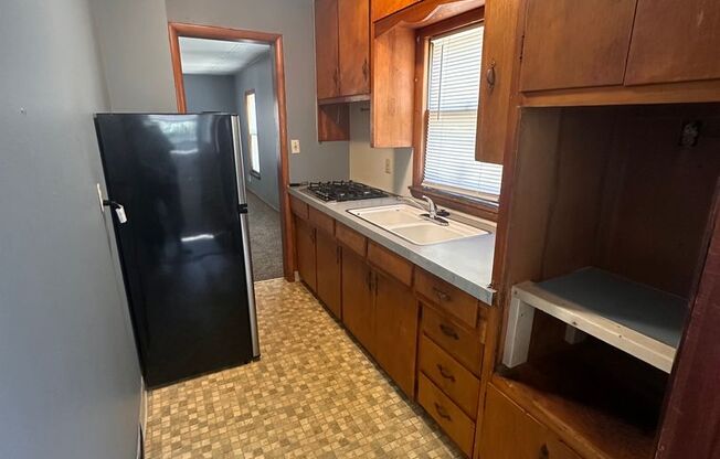 1 bed, 1 bath, $550