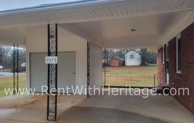 GRAMPA'S BUNGELOW - AWESOME BRICK RANCH WITH FULL UNFINISHED BASEMENT / GREAT LOCATION