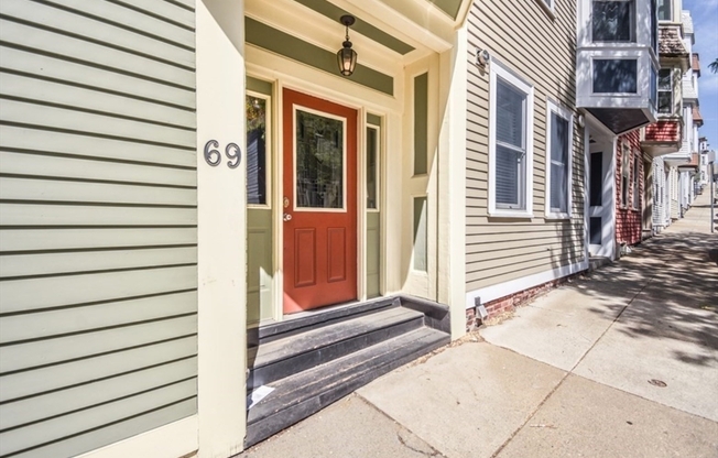 69 GATES ST