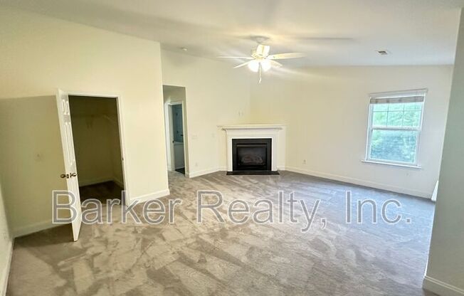 11731 101 MEZZANINE DR