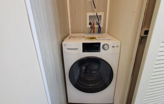 1 bed, 1 bath, 625 sqft, $805, Unit 4996