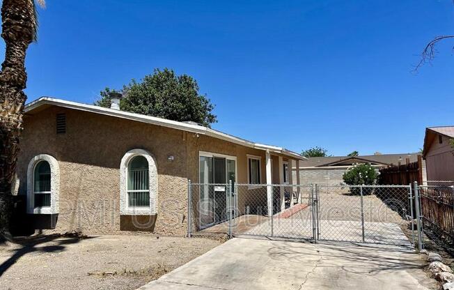 1435 BRYAN DR