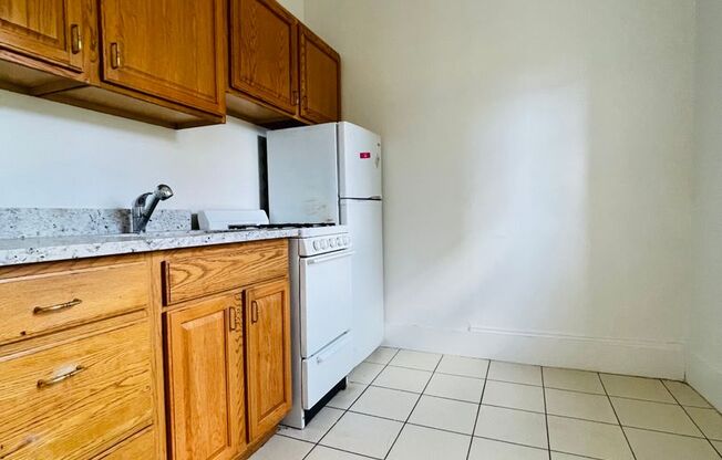 1 bed, 1 bath, 471 sqft, $2,900, Unit 14P-15