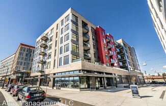 111 Parkway Place