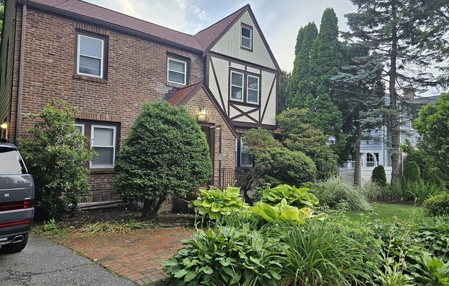 419 POND ST