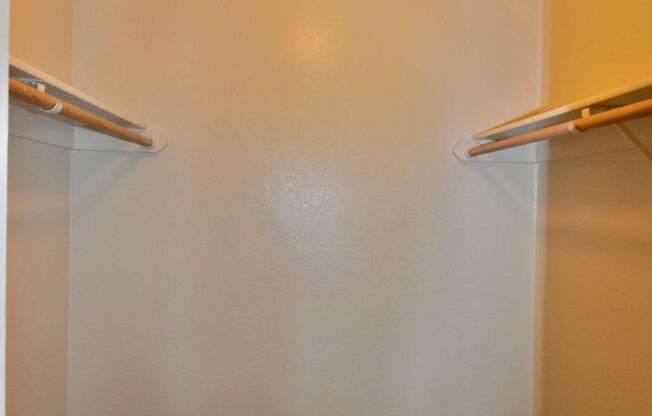 Studio, 1 bath, 535 sqft, $725, Unit 205