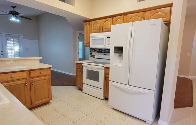 3 beds, 2 baths, $1,950