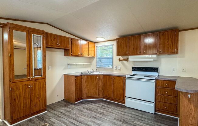 5015 Middle Rd, Trailer #3, Prince George