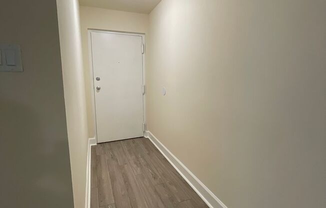 1 bed, 1 bath, 745 sqft, $1,685, Unit 14215 #A1