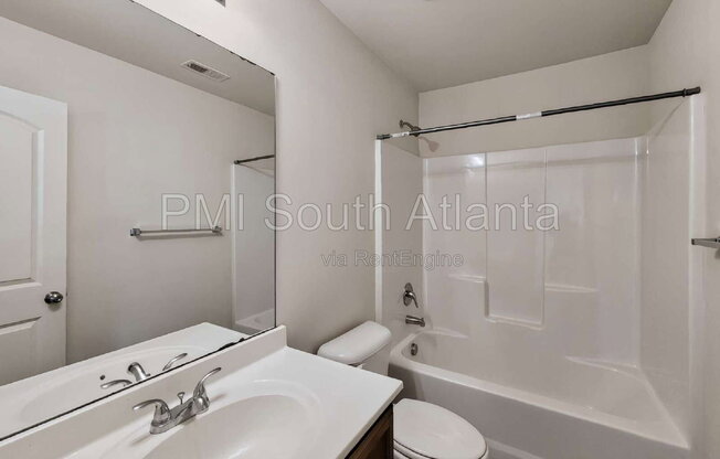 4 beds, 2.5 baths, 2,100 sqft, $1,950