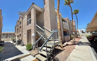 SPACIOUS 2 BEDROOM, 2 BATH CONDO IN PRIME LAS VEGAS LOCATION