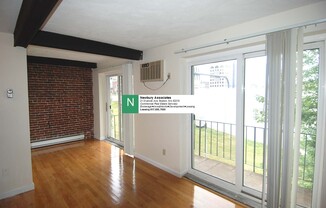 99 HUDSON SAINT # 8 PATH