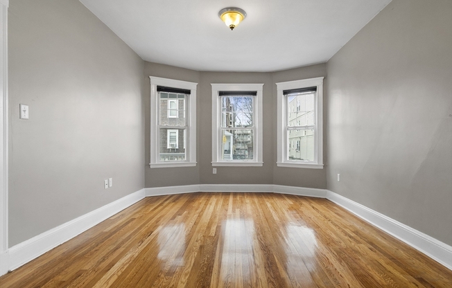 55 WHITTEN ST