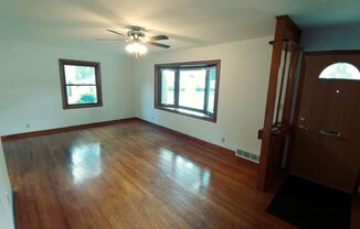 3 beds, 1.5 baths, $1,895