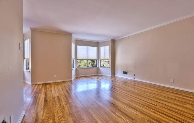 Spacious Two Bedroom Condo in Potrero Hill - Please Contact for Showing Availability!