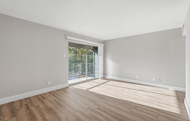 3 beds, 2 baths, 1,100 sqft, $1,695, Unit 208