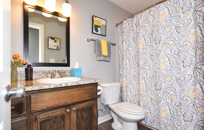 2 beds, 1 bath, 950 sqft, $1,389, Unit 0305