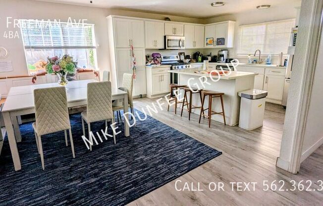 927 FREEMAN AVE