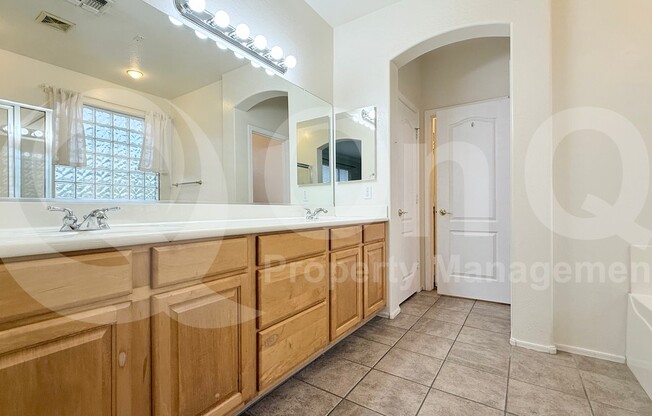 3 beds, 3 baths, 2,644 sqft, $2,299