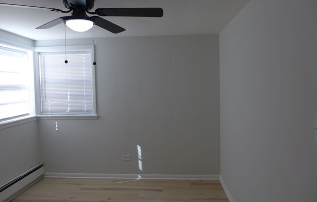 2 beds, 1 bath, $1,695, Unit 7770 - Unit #2