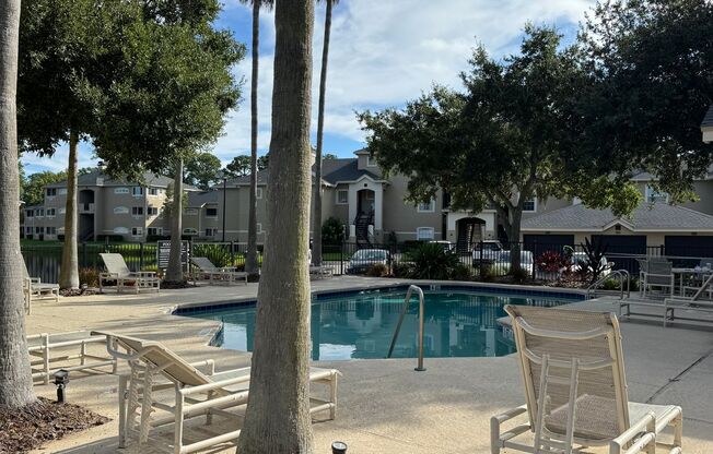 2 beds, 2 baths, $1,700