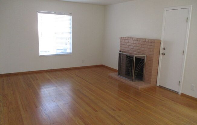 Newark Home is in perfect area for commuting, & near everything!