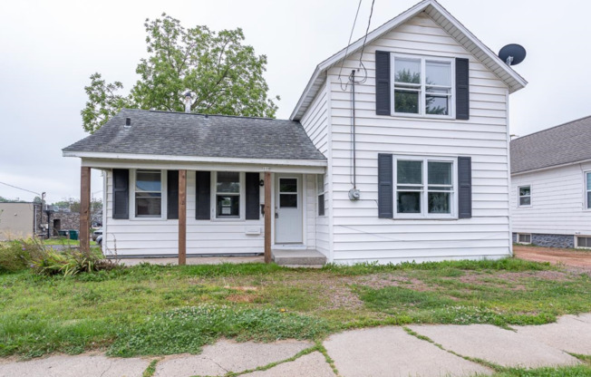 Single Family Home Available in Marshfield, WI