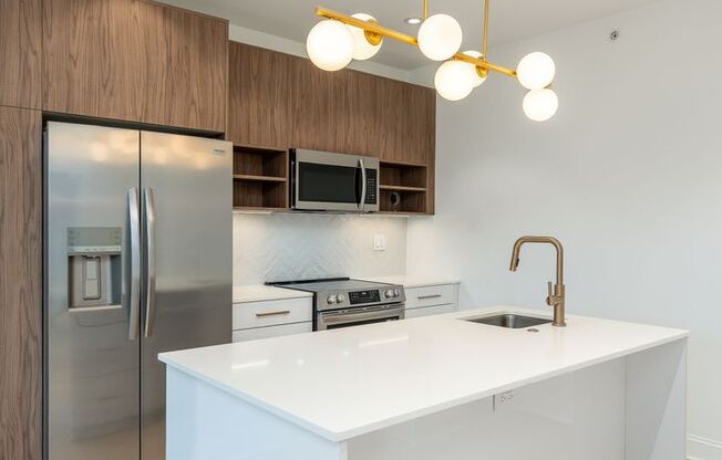 2 beds, 2 baths, 1,022 sqft, $2,795, Unit PH-16