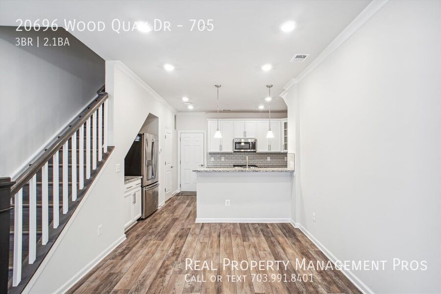 20696 WOOD QUAY DR
