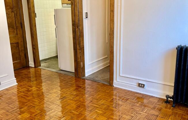 Studio, 1 bath, 300 sqft, $1,295, Unit 530-413