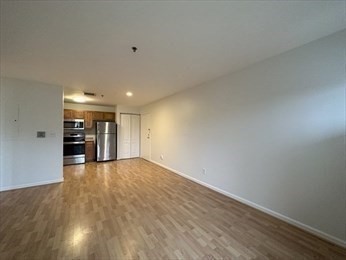 2 beds, 2 baths, 782 sqft, $2,600, Unit G201