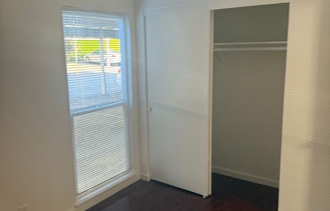 Charming 2-Bedroom Condo in Prime Walnut Creek Location – Ygnacio Gardens