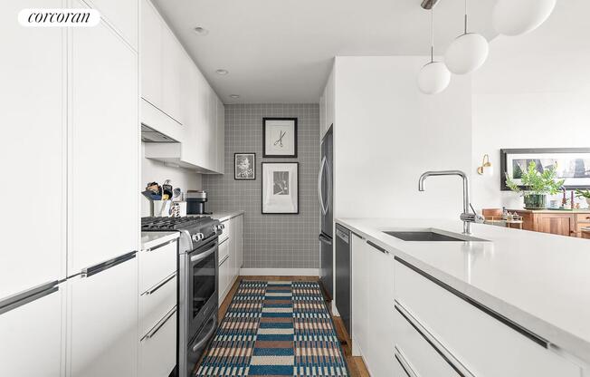 23 W 116 ST