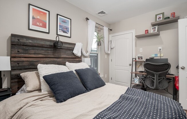 3 beds, 2 baths, 1,558 sqft, $6,050, Unit 28
