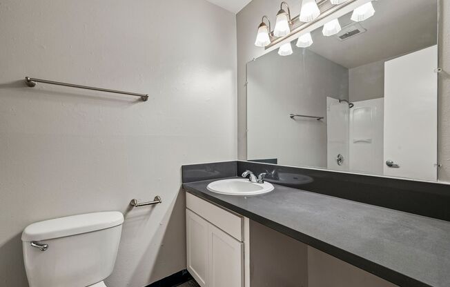 1 bed, 1 bath, 589 sqft, $1,400, Unit 08