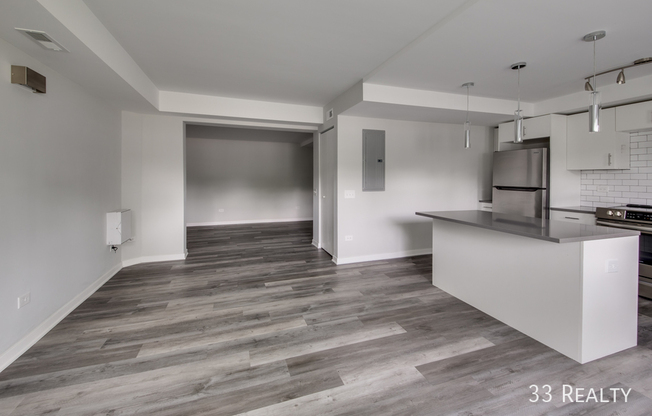 531 N RDG