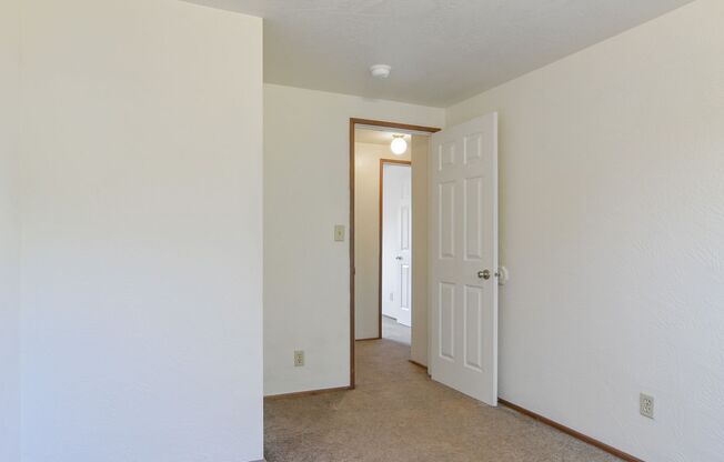 2 beds, 1 bath, $1,580, Unit 1585 Ferry Alley-1