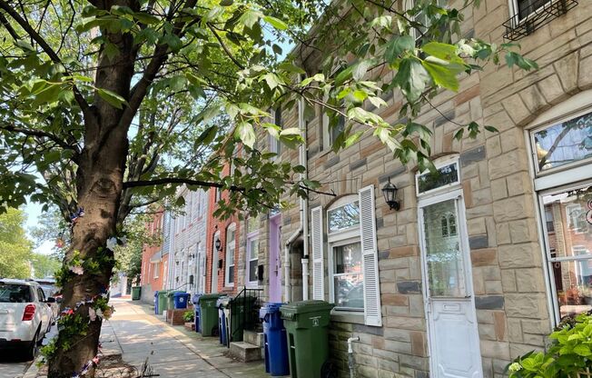 2323 Fleet Street - Cozy 2BR, 1BA Townhouse