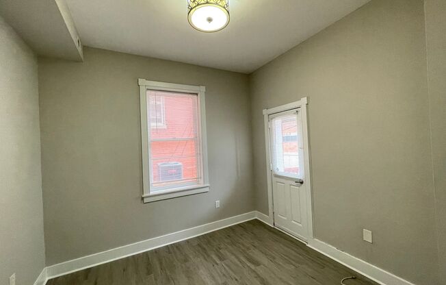 3 beds, 1 bath, 1,275 sqft, $1,950, Unit G2-3BR