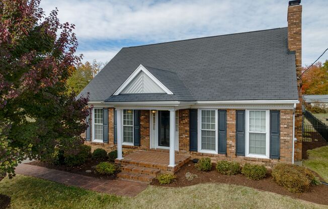 BEAUTIFUL CAPE COD IN BLUEGRASS ESTATES