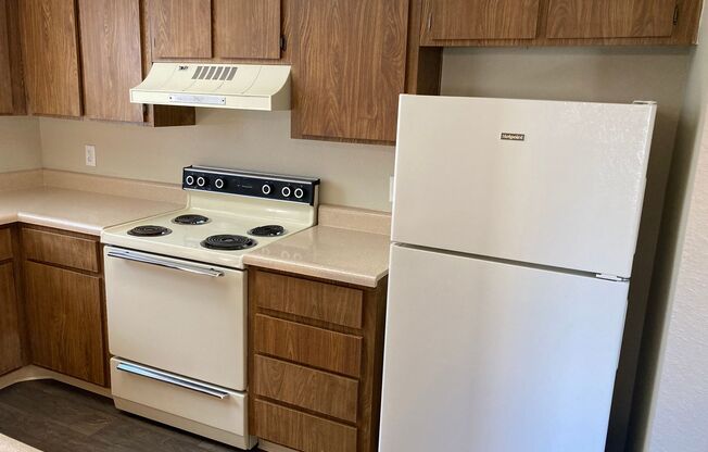 1 bed, 1 bath, 670 sqft, $1,175, Unit 243