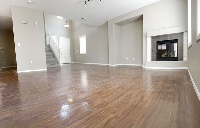Vaulted Ceiling Home, Gated Community w/ Pool in Southwest