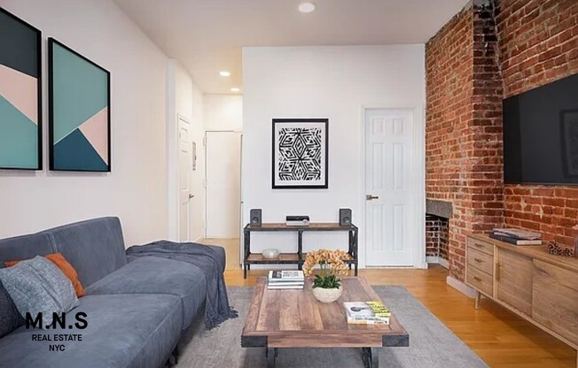 416 W 49 ST