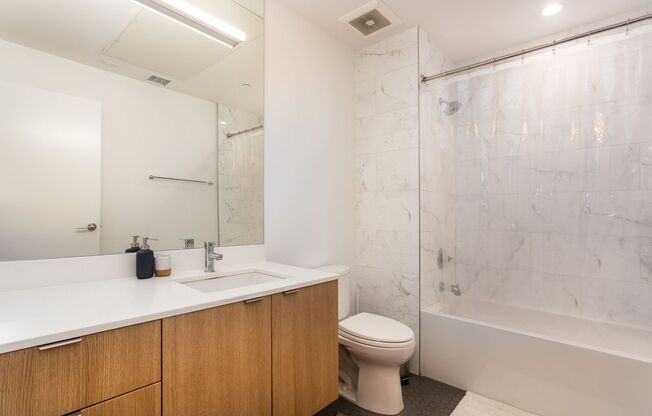 1 bed, 1 bath, 679 sqft, $3,290, Unit 414