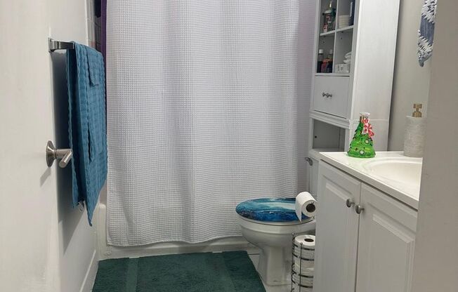 2 beds, 1 bath, 521 sqft, $1,840, Unit 114