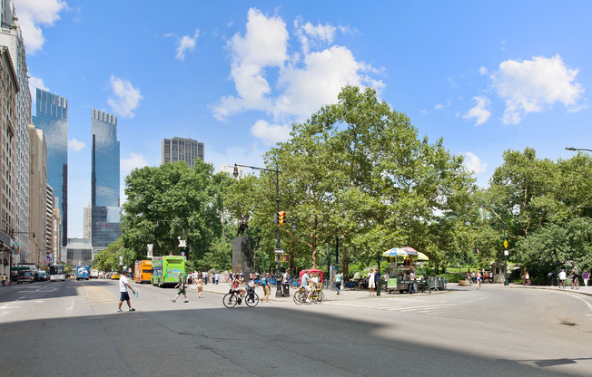 Studio, 1 bath, 553 sqft, $4,000, Unit 2F