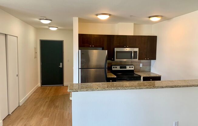 Top floor unit in highly desirable Press condominium building.  1 bed 1 bath with parking.