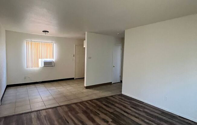 2 beds, 1 bath, $1,050, Unit 331-2