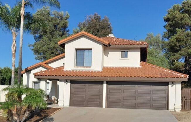 Move in Ready Rancho del Oro Home!